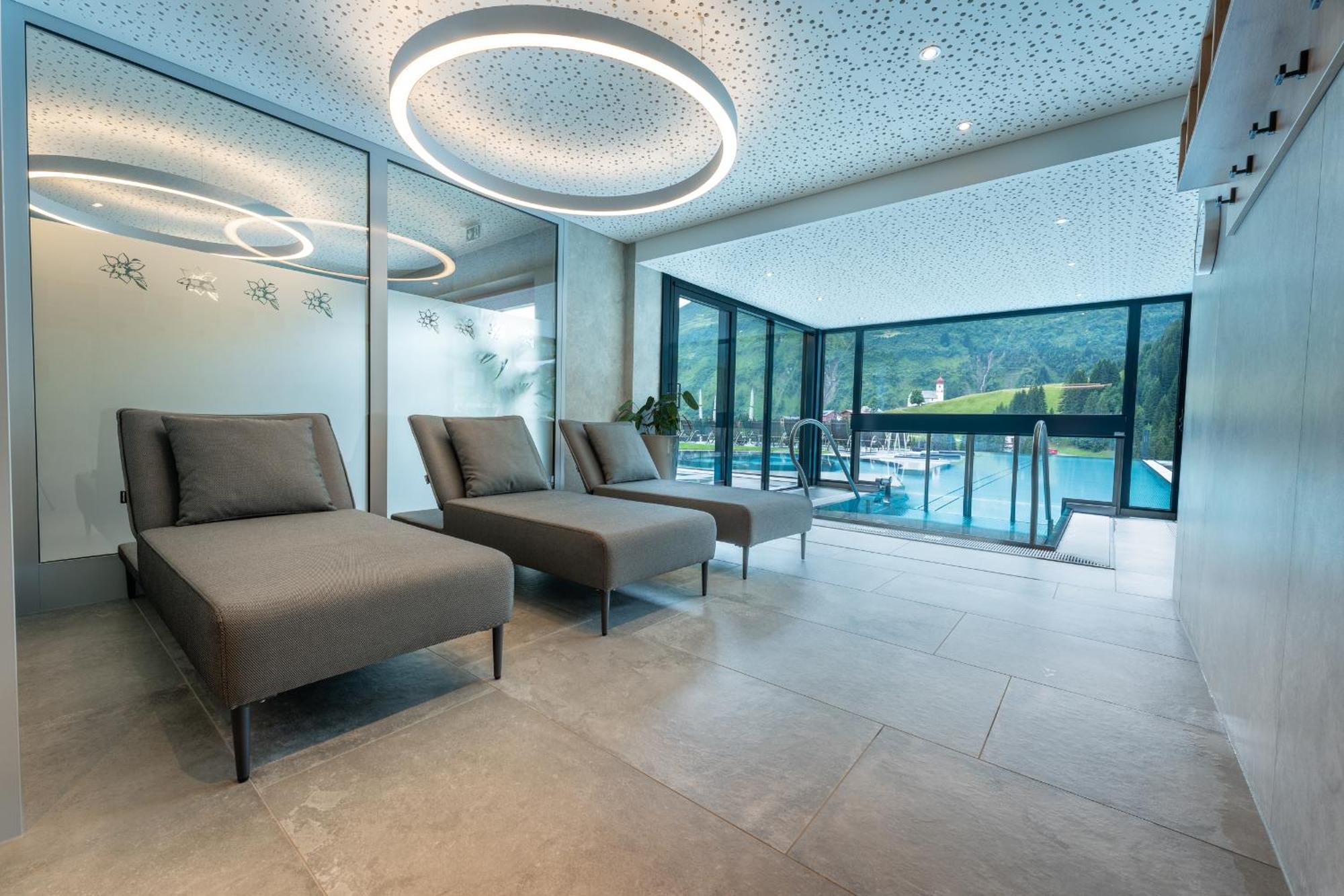 Hotel Alpenblume Damuels Eksteriør bilde