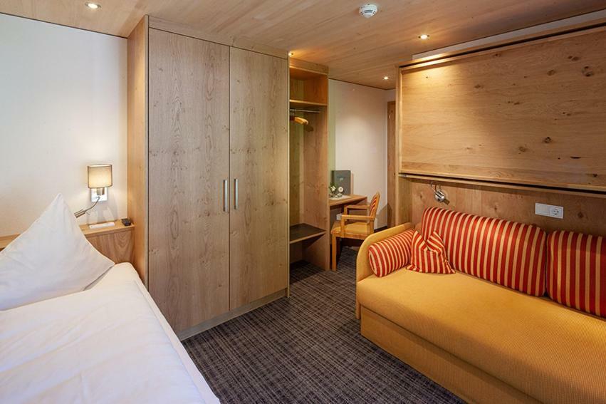 Hotel Alpenblume Damuels Eksteriør bilde
